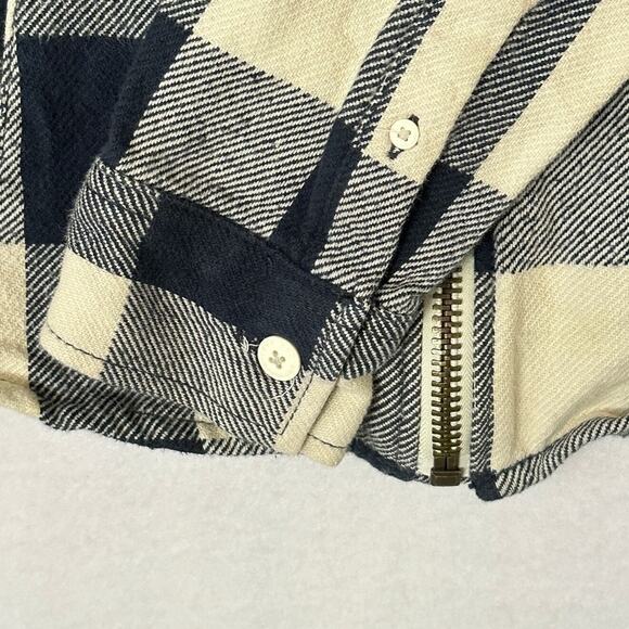Arizona Jean Co Women Jacket Sz S Buffalo Plaid Flannel Shacket Gorp Outdoors - Picture 5 of 10